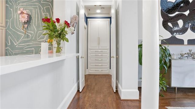 77 Peachtree Place NE 605, Atlanta, GA 30309