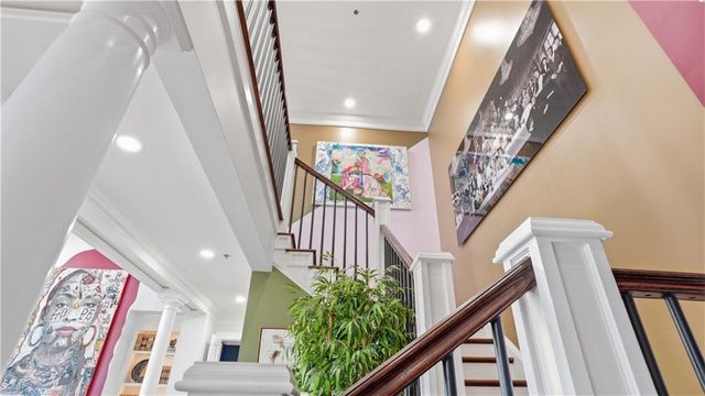 77 Peachtree Place NE 605, Atlanta, GA 30309