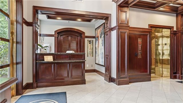 77 Peachtree Place NE 605, Atlanta, GA 30309