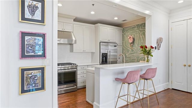 77 Peachtree Place NE 605, Atlanta, GA 30309
