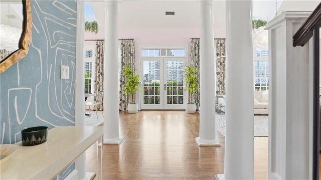 77 Peachtree Place NE 605, Atlanta, GA 30309