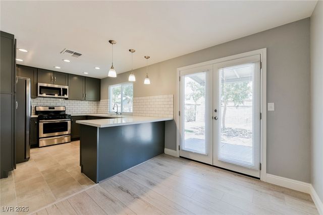 3542 Bronco Road, Las Vegas, NV 89103