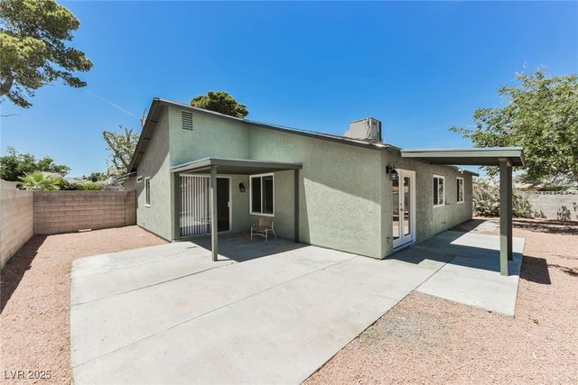 3542 Bronco Road, Las Vegas, NV 89103