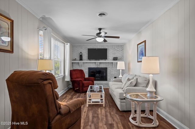 937 Lorraine Drive, Wilmington, NC 28412