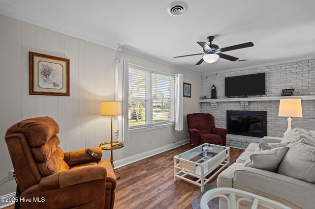 937 Lorraine Drive, Wilmington, NC 28412