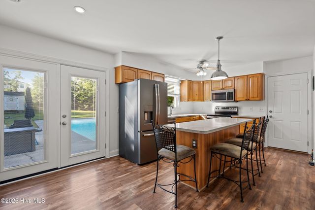 937 Lorraine Drive, Wilmington, NC 28412