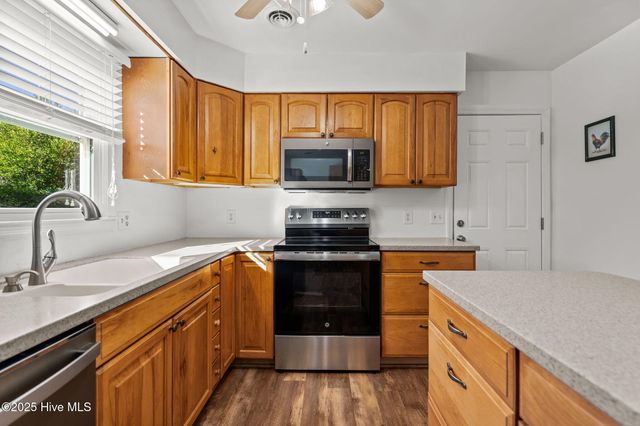 937 Lorraine Drive, Wilmington, NC 28412