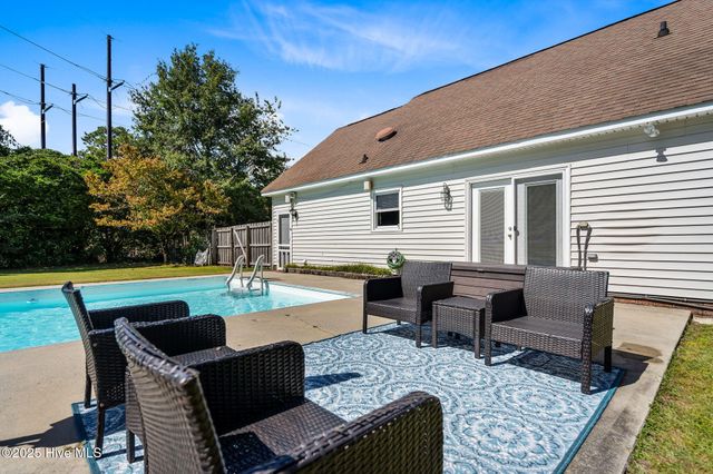 937 Lorraine Drive, Wilmington, NC 28412