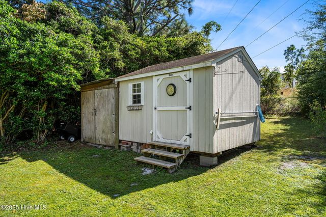 937 Lorraine Drive, Wilmington, NC 28412