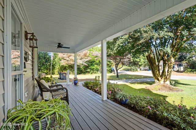 937 Lorraine Drive, Wilmington, NC 28412