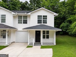 1240 Pinedale Circle NW, Conyers, GA 30012