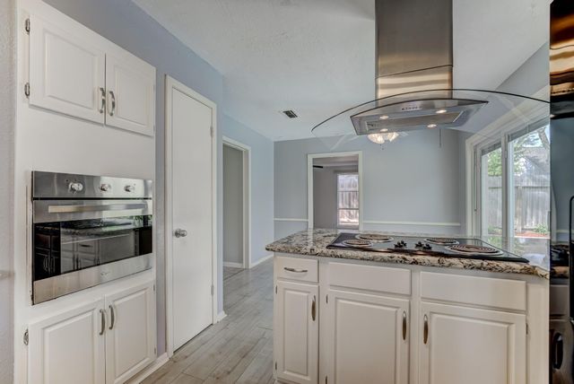 2806 Quail Valley East Drive, Missouri City, TX 77489