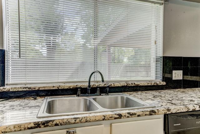 2806 Quail Valley East Drive, Missouri City, TX 77489