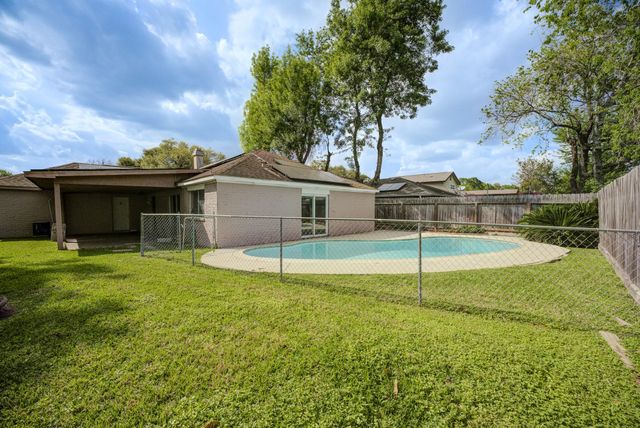 2806 Quail Valley East Drive, Missouri City, TX 77489