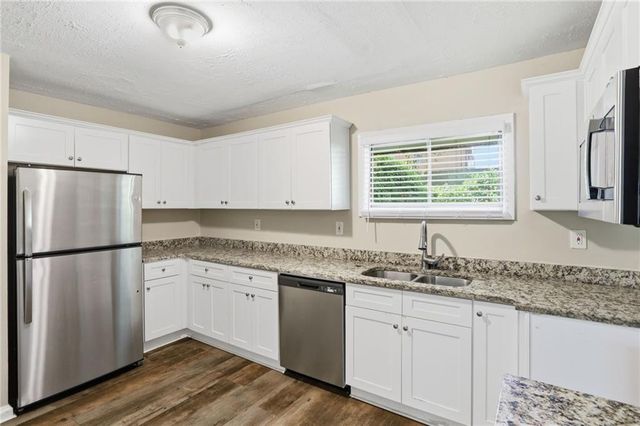 2723 Ellen Way, Decatur, GA 30032
