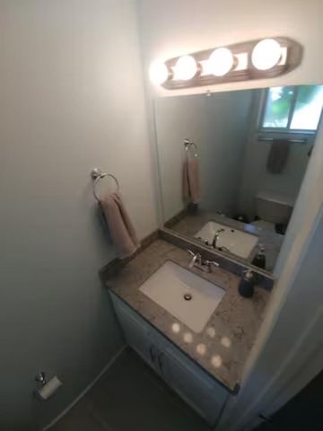 2261 NE 171ST Street 4, North Miami Beach, FL 33160