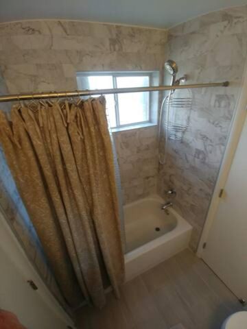 2261 NE 171ST Street 4, North Miami Beach, FL 33160