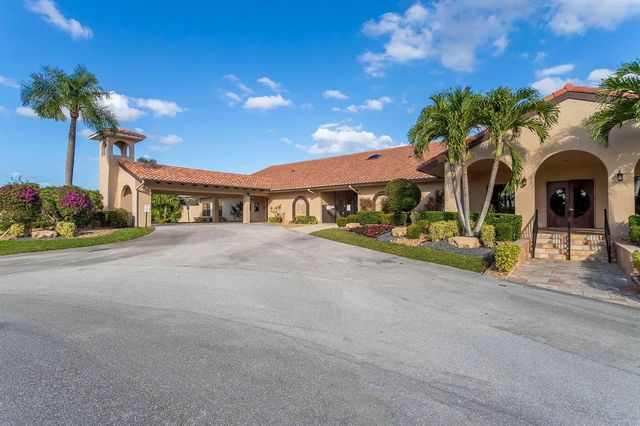 5881 Parkwalk Drive, Boynton Beach, FL 33472