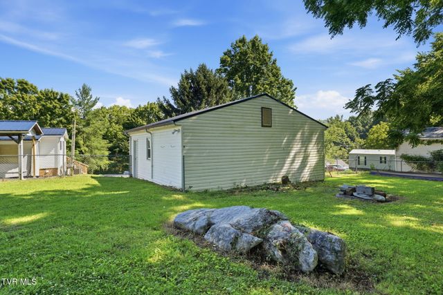 107 Hughes Lane, Johnson City, TN 37601