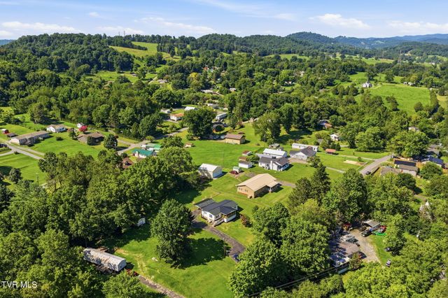 107 Hughes Lane, Johnson City, TN 37601