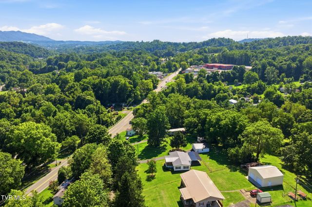 107 Hughes Lane, Johnson City, TN 37601