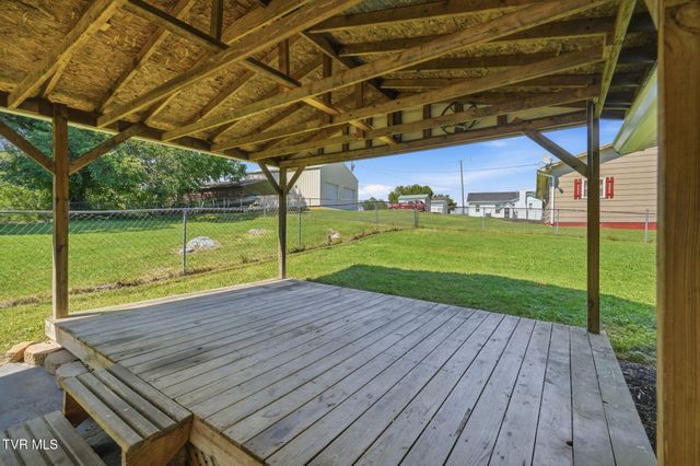107 Hughes Lane, Johnson City, TN 37601