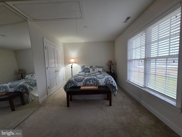 1 HARVEST DR, Pittsgrove, NJ 08318