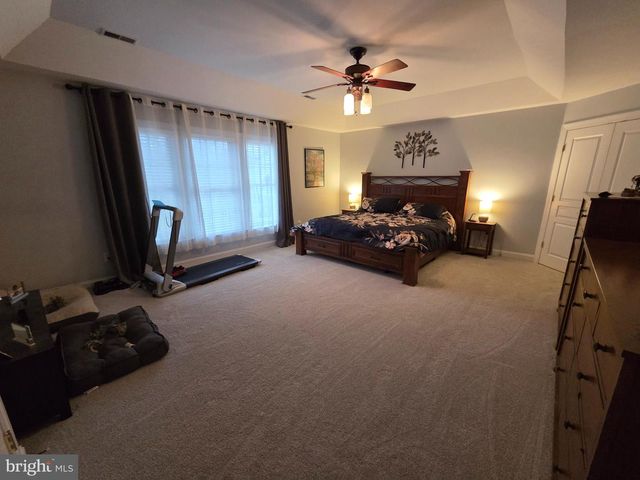 1 HARVEST DR, Pittsgrove, NJ 08318