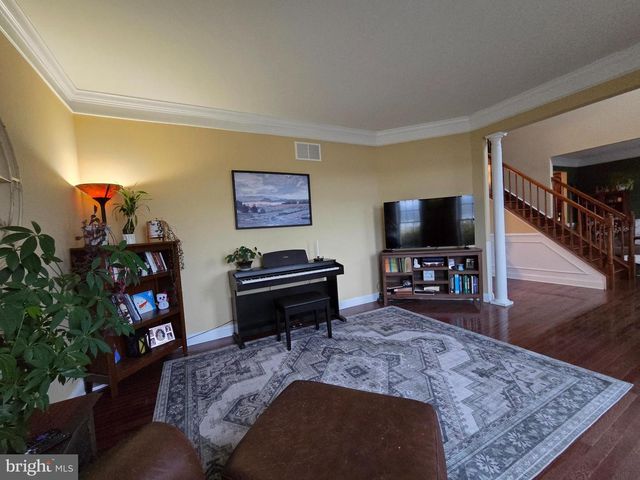 1 HARVEST DR, Pittsgrove, NJ 08318