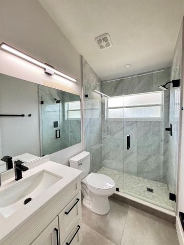 2521 ONEIDA LOOP, Kissimmee, FL 34747