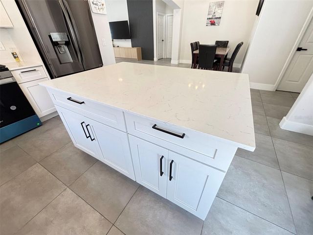 2521 ONEIDA LOOP, Kissimmee, FL 34747