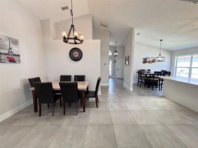 2521 ONEIDA LOOP, Kissimmee, FL 34747