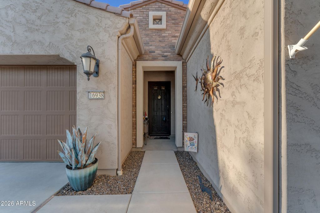 16938 W CYPRESS Street, Goodyear, AZ 85395 — photo 4