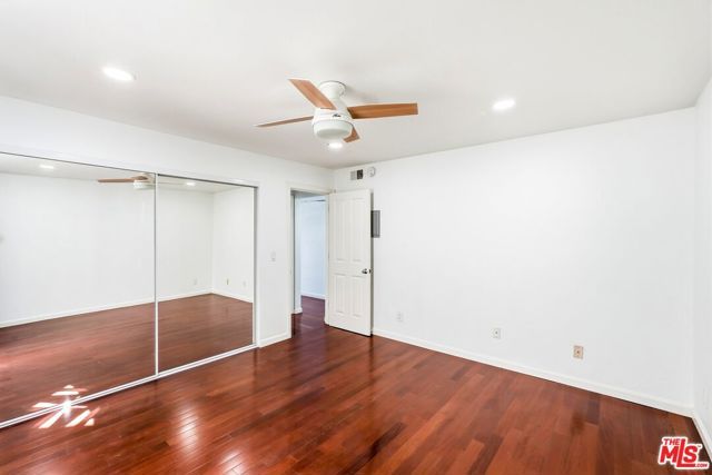 320 Hermosa Avenue 102, Hermosa Beach, CA 90254