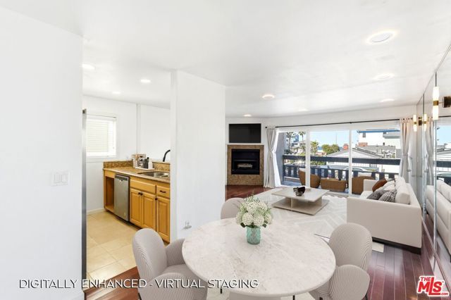 320 Hermosa Avenue 102, Hermosa Beach, CA 90254