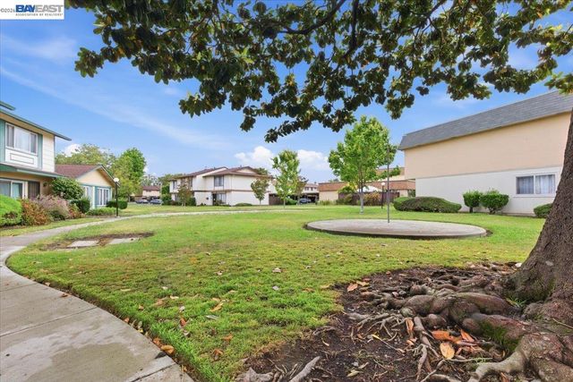 2465 Arf Ave, Hayward, CA 94545