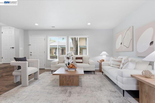 2465 Arf Ave, Hayward, CA 94545