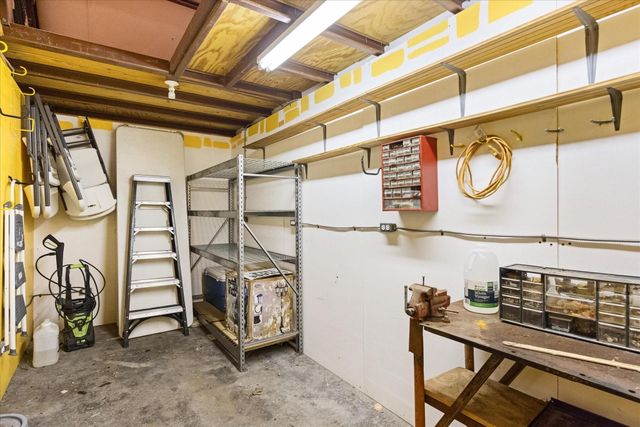 206 N Bouldin Street, Hamilton, TX 76531