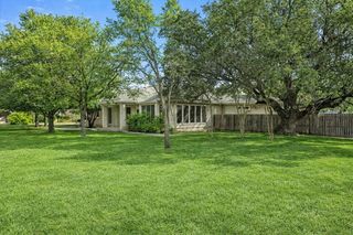 206 N Bouldin Street, Hamilton, TX 76531