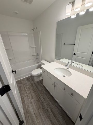 1294 Westgate Village Drive, Spartanburg, SC 29301