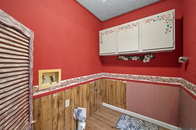 10466 Hughes Rd, Denham Springs, LA 70706