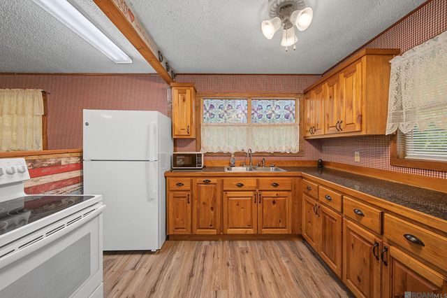 10466 Hughes Rd, Denham Springs, LA 70706