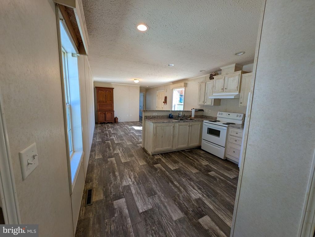 113 RIDGE RD, 232 YANKEE RD. #113, QUAKERTOWN, PA 18951 — photo 2