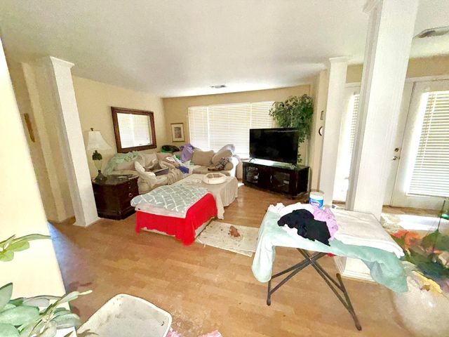 445 Midway Road, Medford, OR 97501