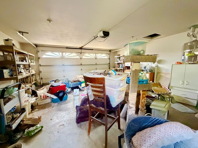 445 Midway Road, Medford, OR 97501