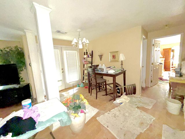 445 Midway Road, Medford, OR 97501