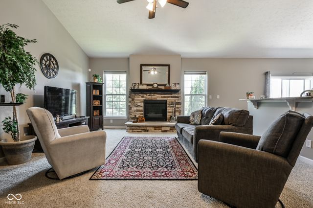 13848 Fieldcrest Drive, Mccordsville, IN 46055