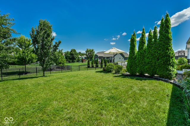 13848 Fieldcrest Drive, Mccordsville, IN 46055
