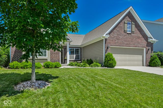13848 Fieldcrest Drive, Mccordsville, IN 46055