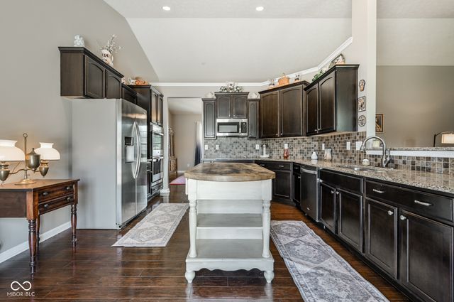 13848 Fieldcrest Drive, Mccordsville, IN 46055